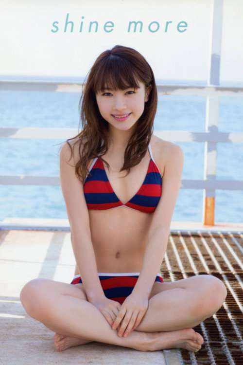 Ishida Ayumi ~shine more~ poster