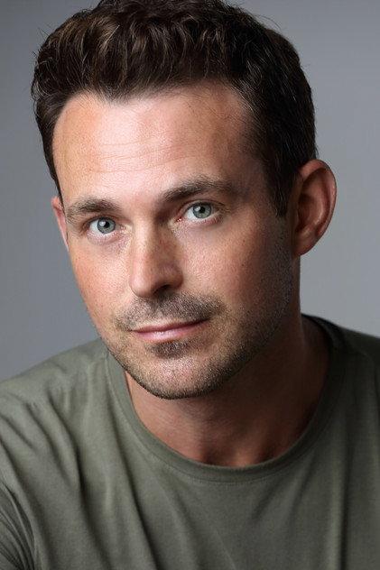 Jules Knight