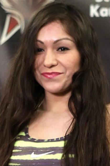Stephanie Alba