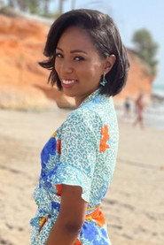 Leah Charles-King
